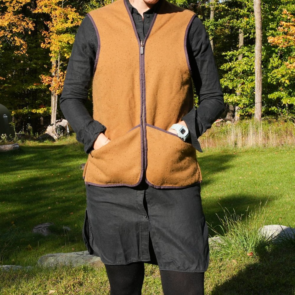 Men's tan Barbour warm pile jacket liner vest